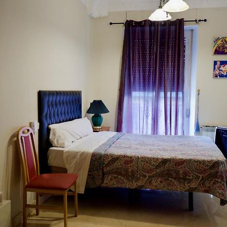 Bookingham ★Apartaments & Suites Мадрид Екстер'єр фото